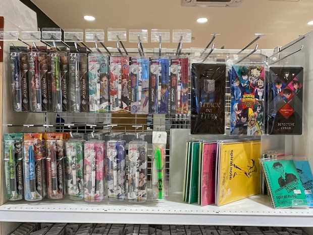 ブログ用　アニメ文具.jpg